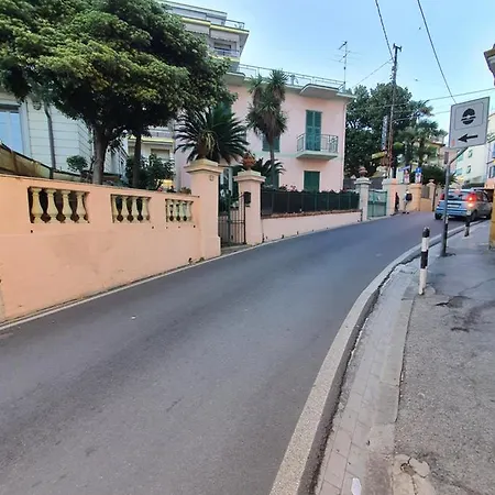 Arcobaleno Rondo Garibaldi Санремо