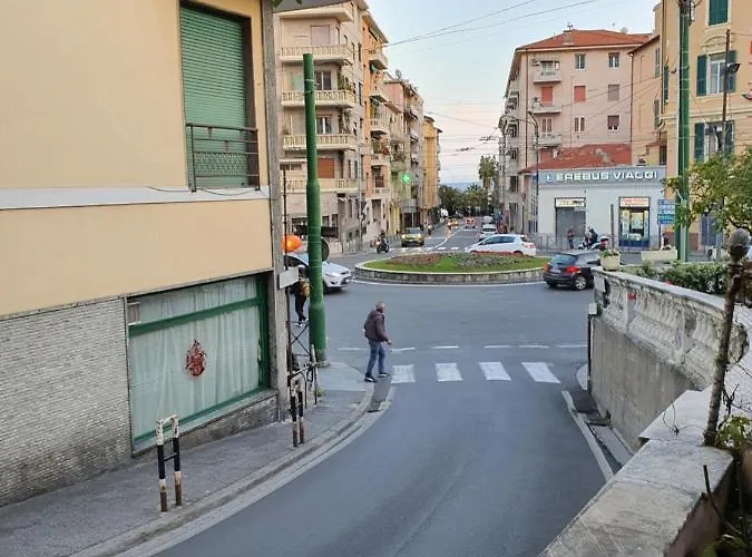 Arcobaleno Rondò Garibaldi Apartamento Sanremo